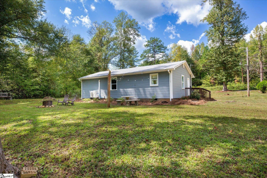 158 Laurel And Hardy Lake Marietta, SC 29661