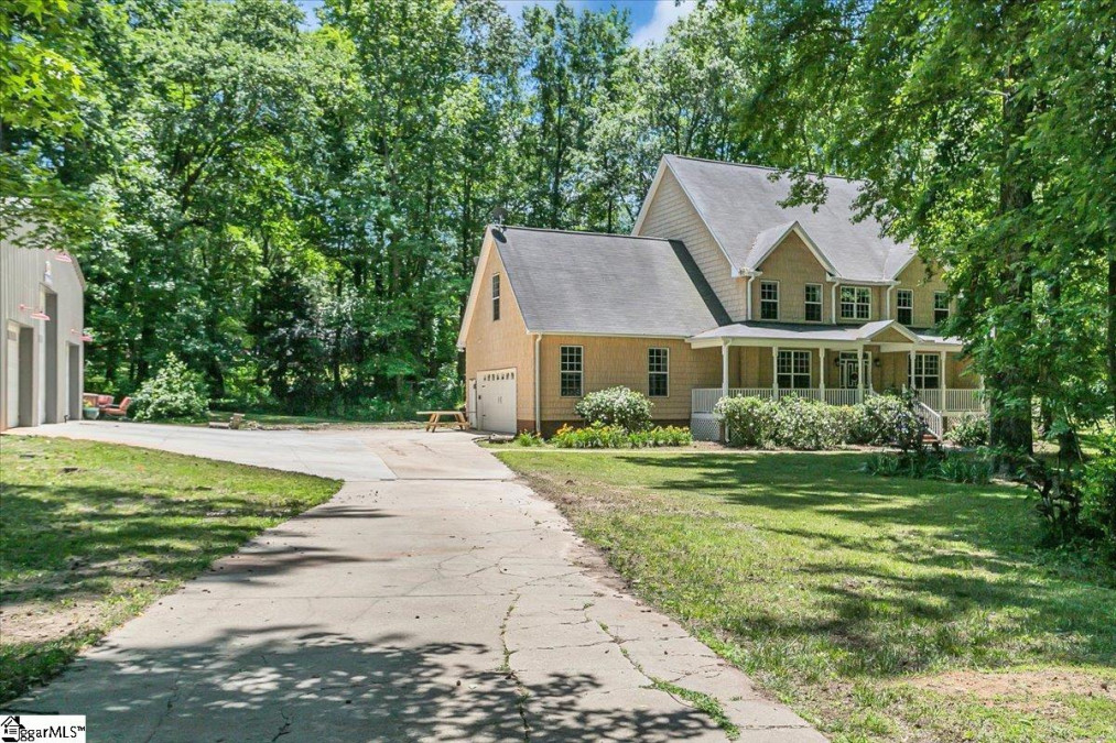 22 Woodhedge  Mauldin, SC 29662