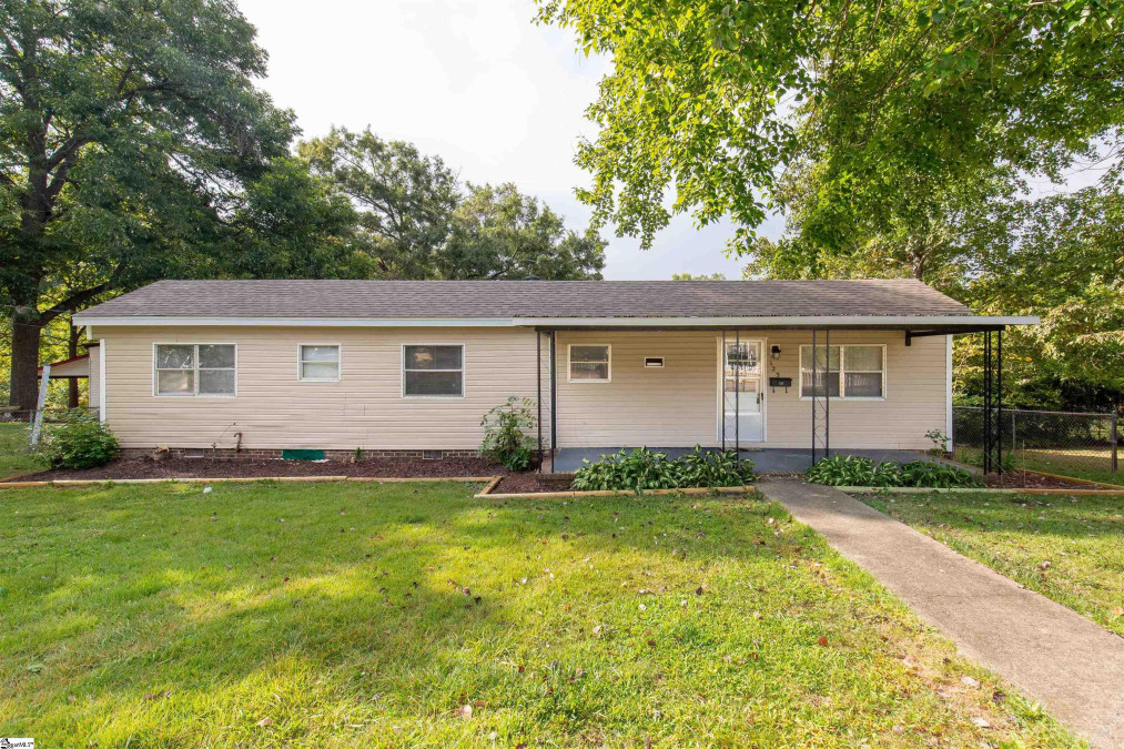 123 Sunset  Clover, SC 29710