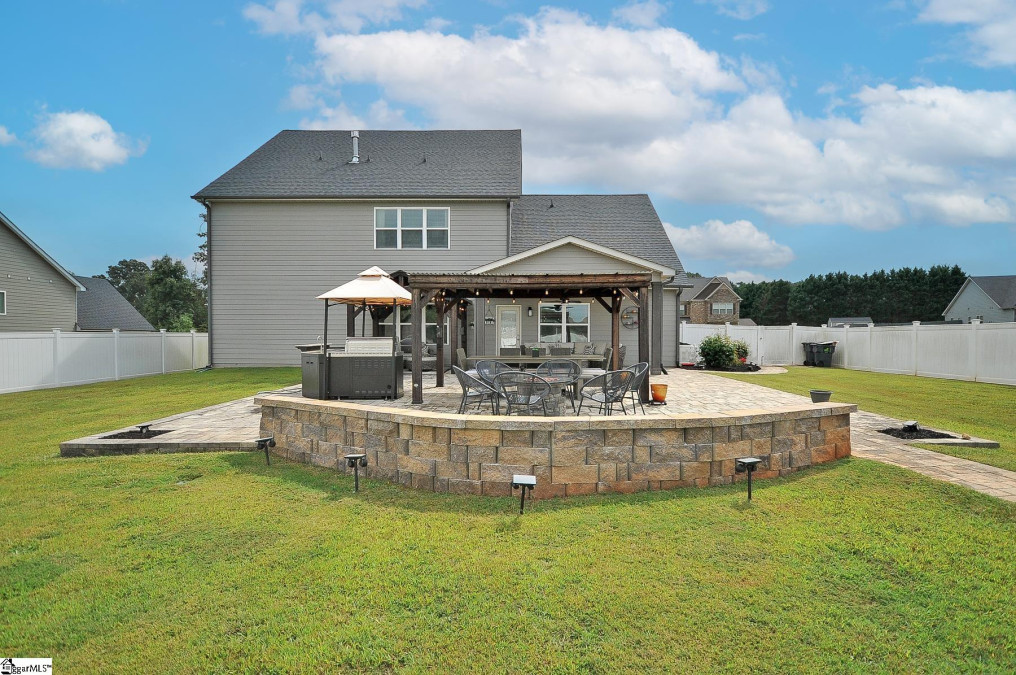 6 Cool Meadow Fountain Inn, SC 29644