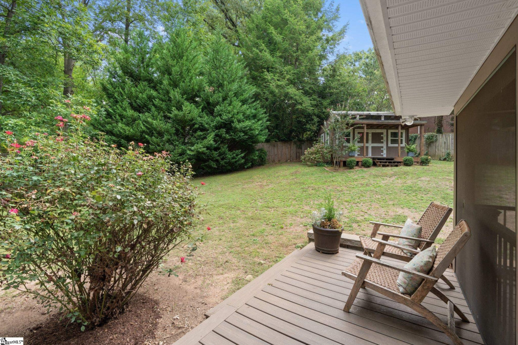 321 Robin Hood Greenville, SC 29607