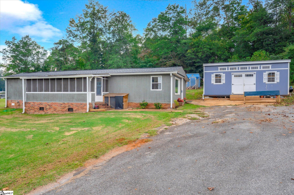 503 Laurel And Hardy Lake Marietta, SC 29661-9483