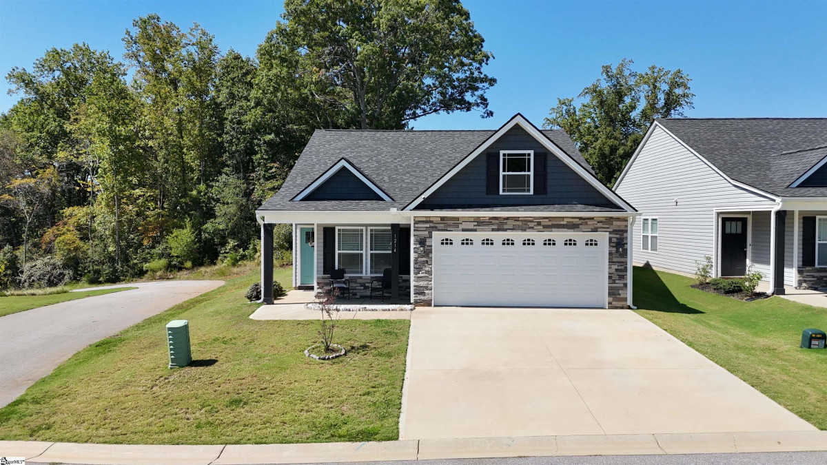 1214 Mason Hill Way Spartanburg, SC 29301