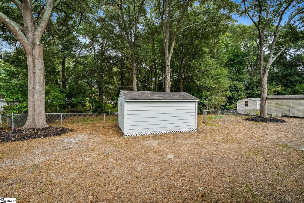 32 Dove  Williamston, SC 29697