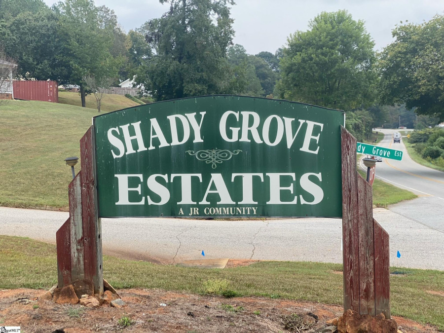 101 Shady Grove Est Pickens, SC 29671