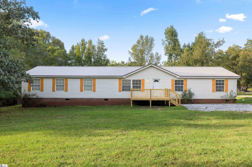 130 Woodforest  Anderson, SC 29626-6851