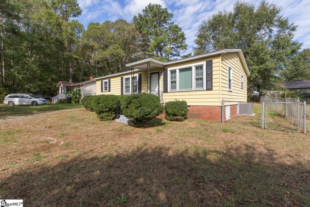 1315 Phyllis  Anderson, SC 29621