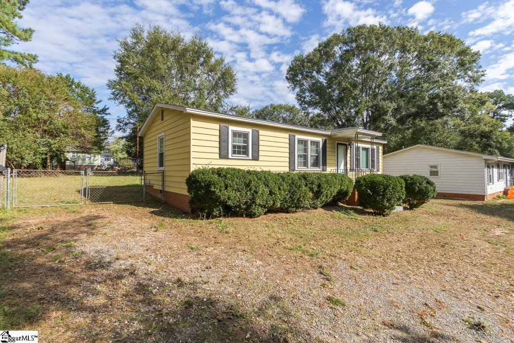 1315 Phyllis  Anderson, SC 29621