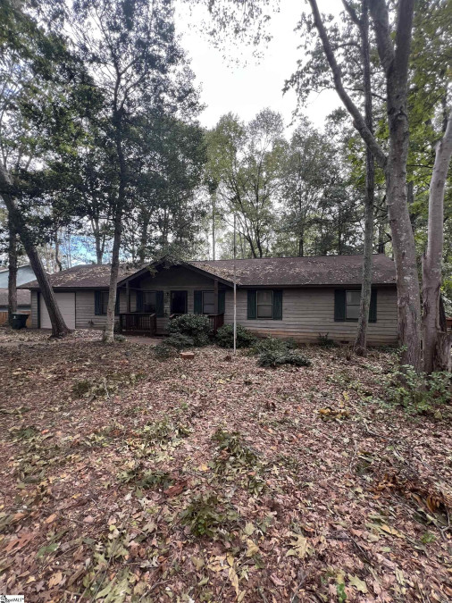 202 Tarleton  Greer, SC 29650