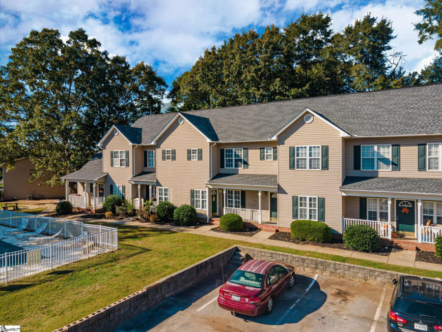 410 Richardson  Simpsonville, SC 29681