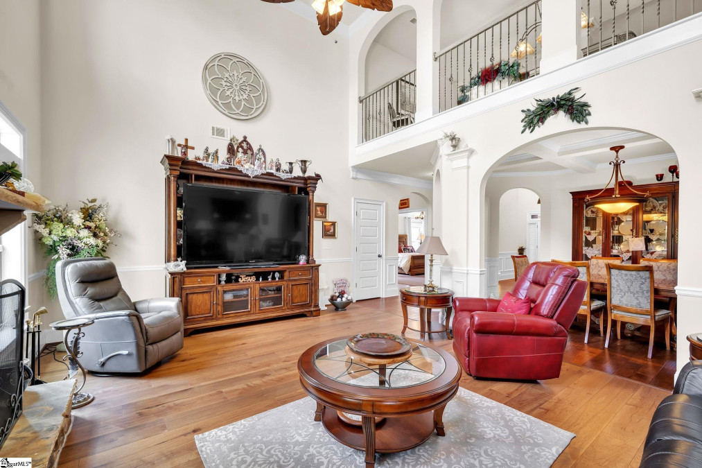 609 Tulip Tree Simpsonville, SC 29680