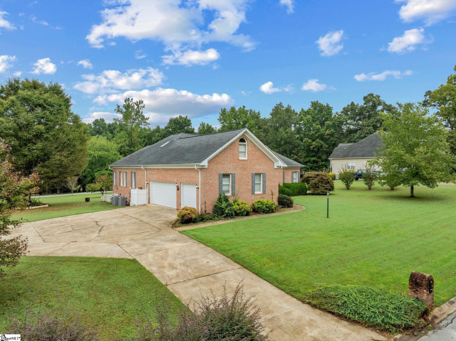 102 Shovler  Taylors, SC 29687