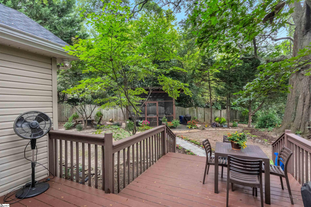 206 Neal  Greenville, SC 29601