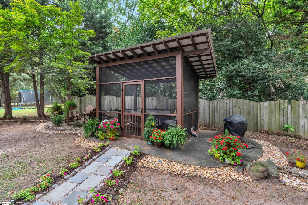 206 Neal  Greenville, SC 29601