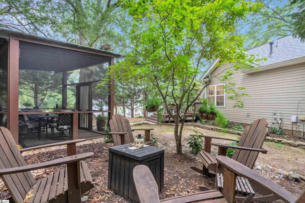 206 Neal  Greenville, SC 29601