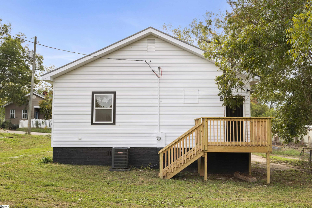 39 Sirrine  Seneca, SC 29678