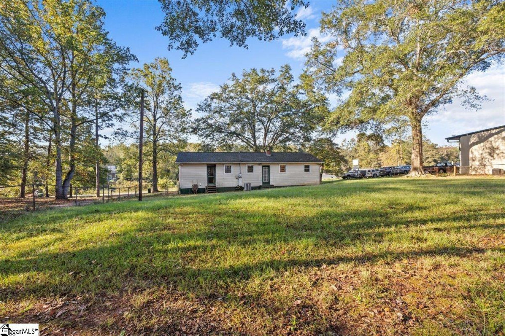 120 Compton  Wellford, SC 29385