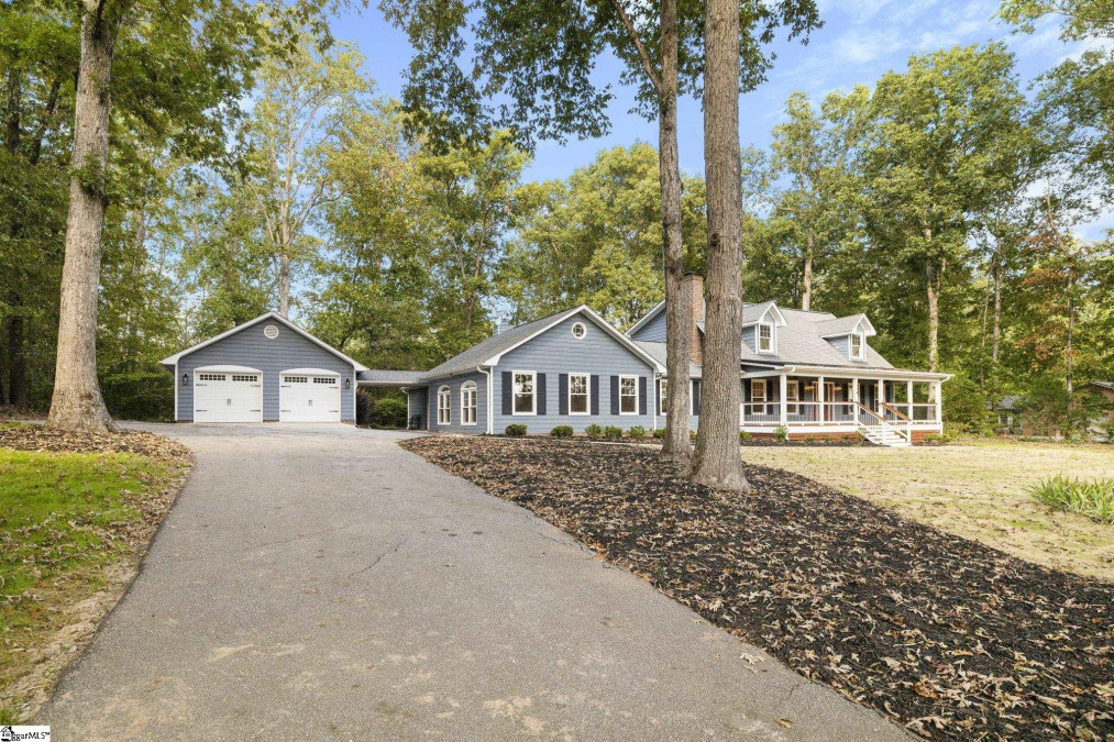 124 Oaks  Pickens, SC 29671