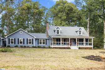 124 Oaks  Pickens, SC 29671