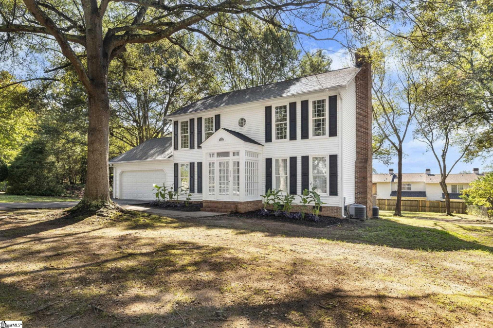 103 Cosgrove  Taylors, SC 29687