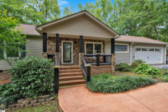 1210 Parker N Greenville, SC 29609