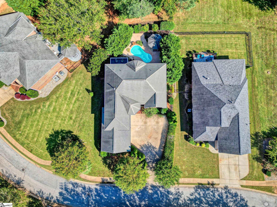 202 Asheton Lakes Simpsonville, SC 29681