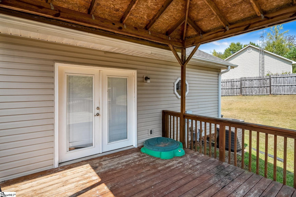 102 Millsboro  Easley, SC 29640