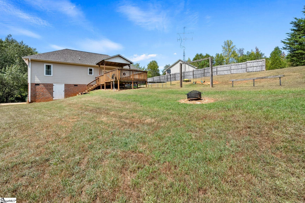 102 Millsboro  Easley, SC 29640