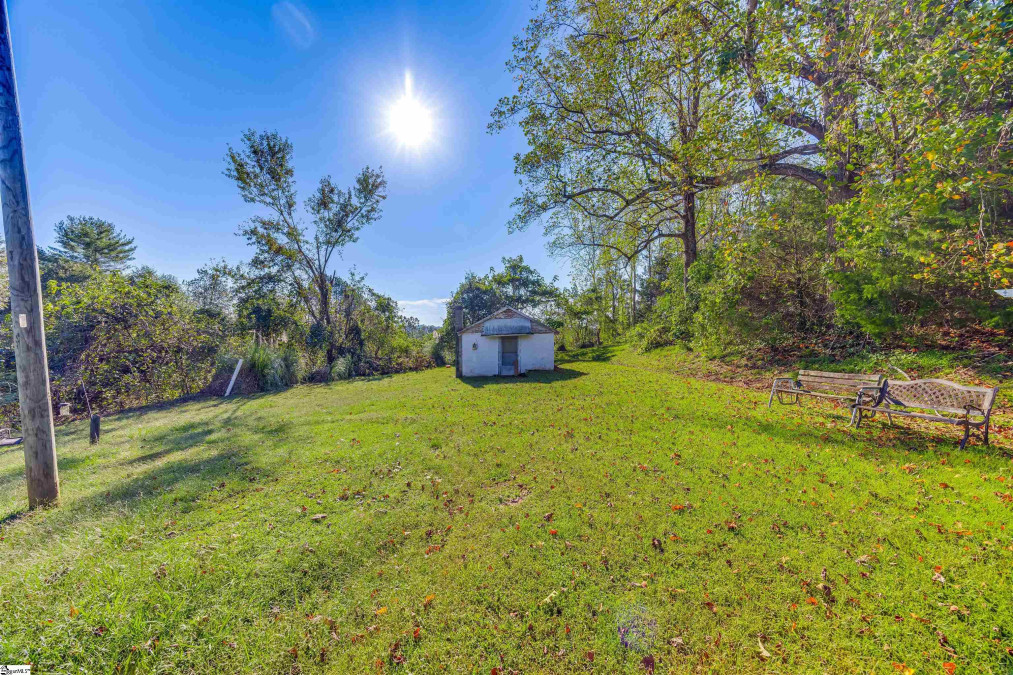 1048 Anderson  Liberty, SC 29657