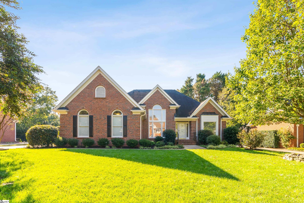 102 Gilderview  Simpsonville, SC 29681