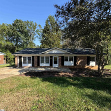 8 Charing Cross Taylors, SC 29687