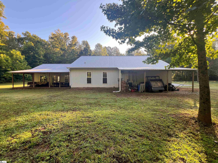 105 Willow Spring Six Mile, SC 29682