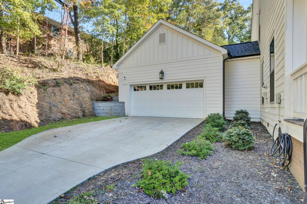 2 Arbutus  Greenville, SC 29607