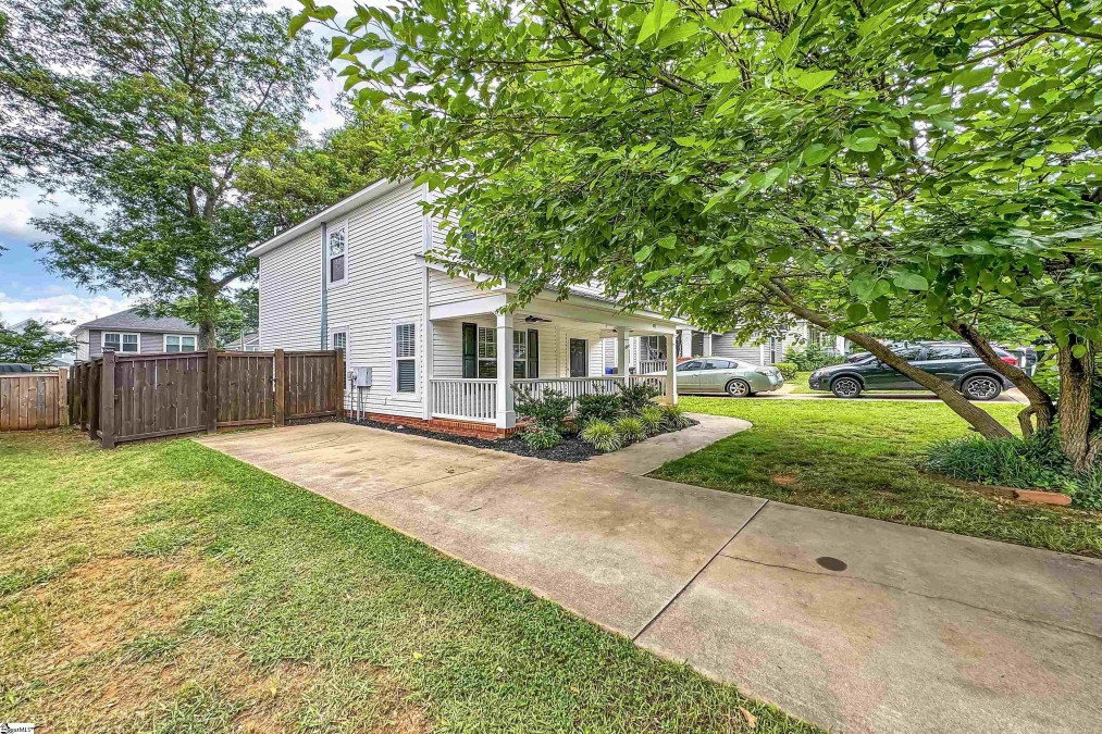 105 Lincoln  Greenville, SC 29601-4235