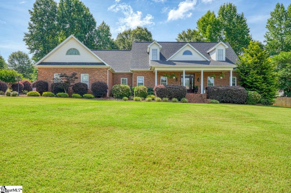 323 Fishermans  Inman, SC 29349