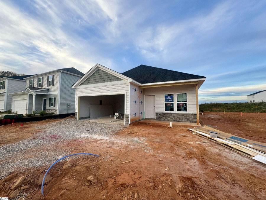 12019 Lansbury  Inman, SC 29349