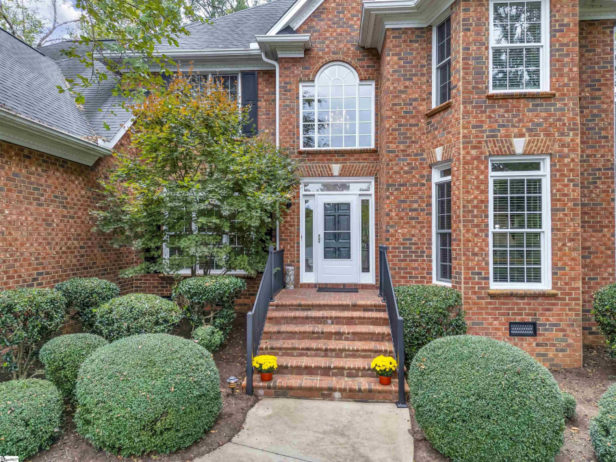 119 Turnberry  Spartanburg, SC 29306