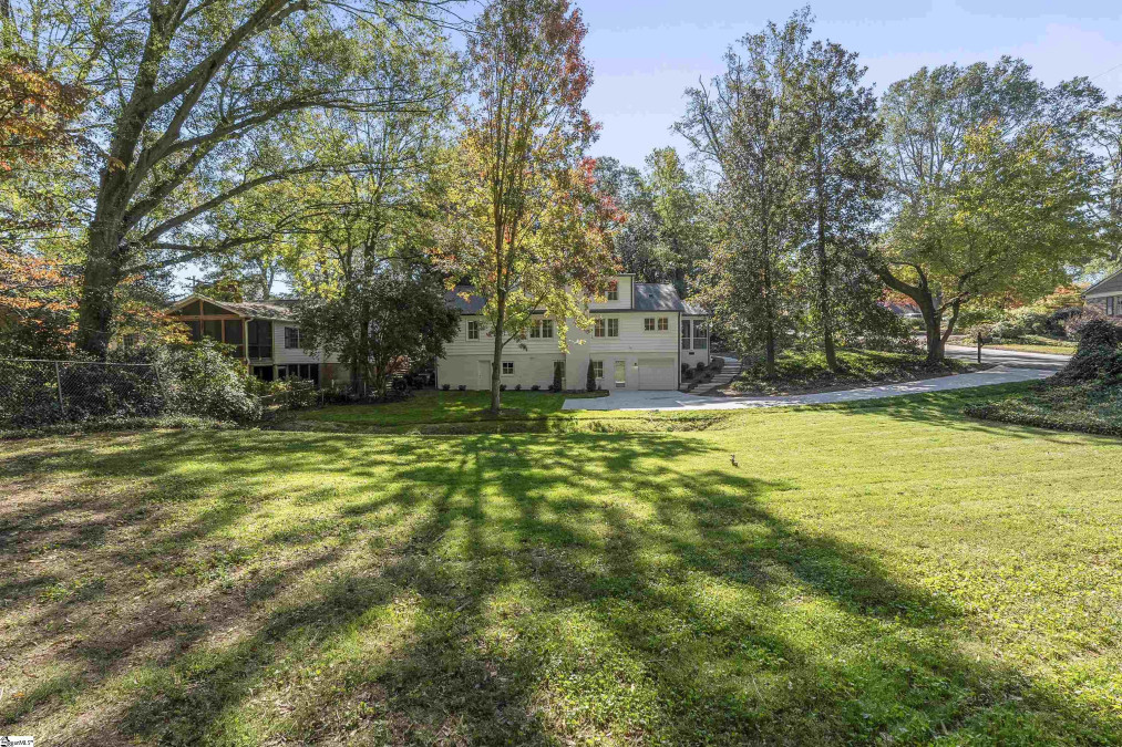 123 Woodland  Greenville, SC 29601