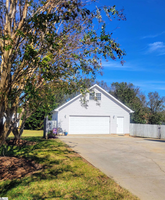 7 Farmstead  Fountain Inn, SC 29644