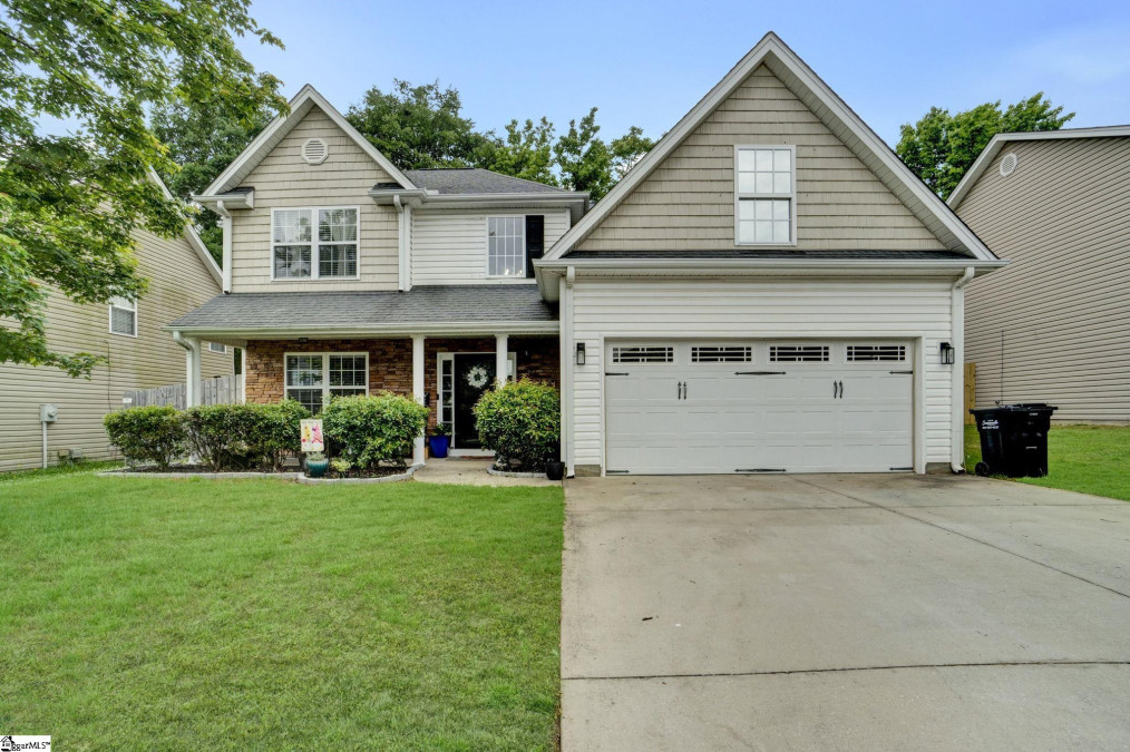 102 Falling Spring Simpsonville, SC 29781