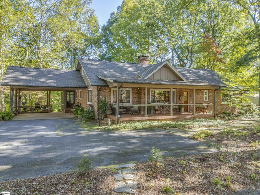 601 Park E Tryon, NC 28782