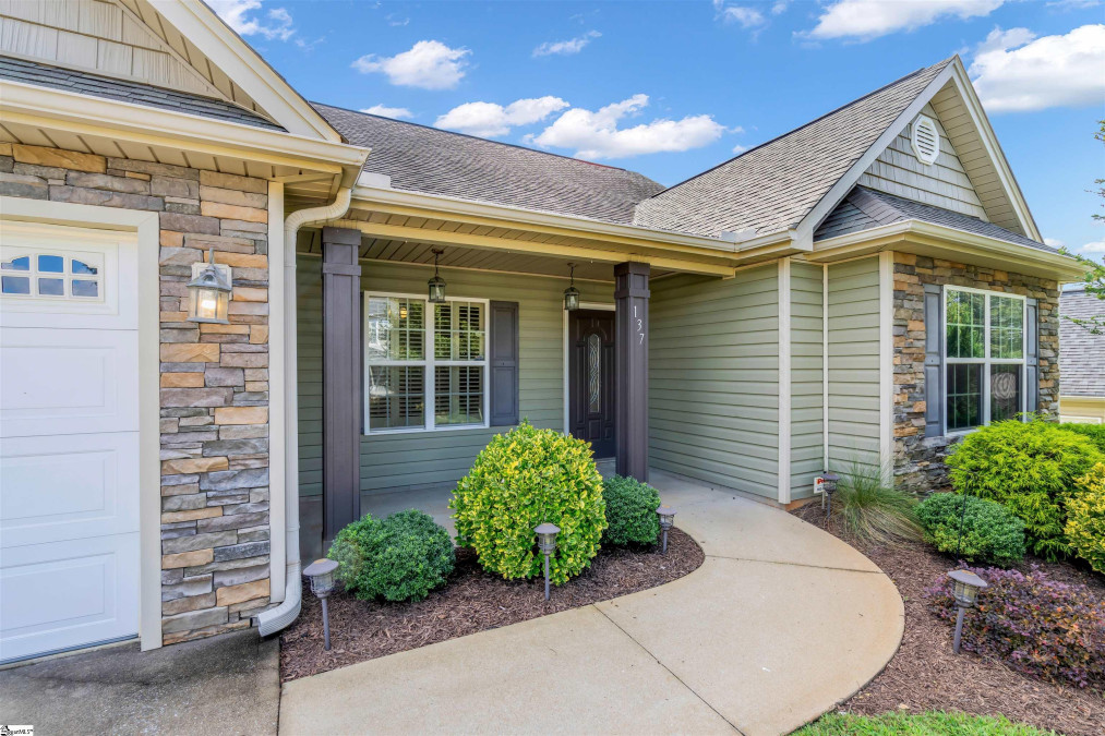 137 Turnstone  Spartanburg, SC 29301