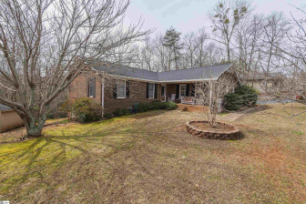 219 Lockhart  Landrum, SC 29356