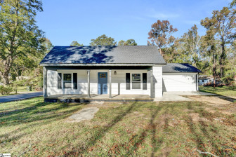 1310 Bell S Clinton, SC 29325