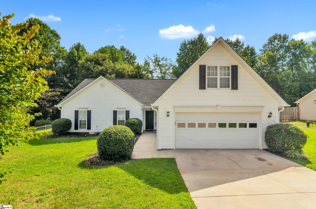 110 Stonington  Taylors, SC 29687