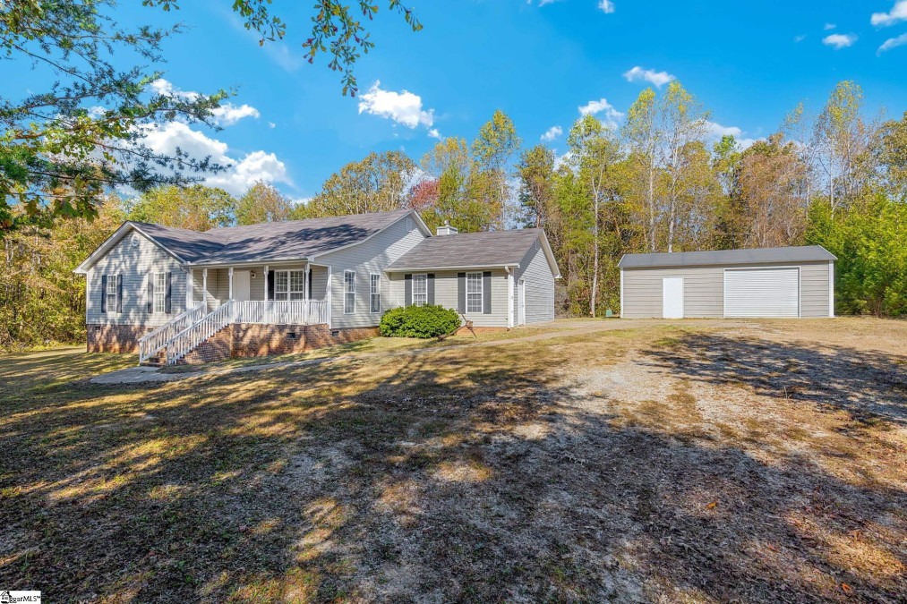 3901 Sawmill  Gray Court, SC 29645