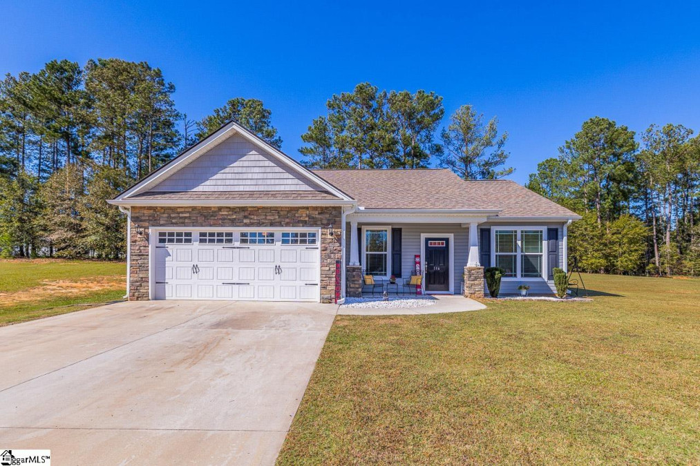 116 Spanish Moss Williamston, SC 29697