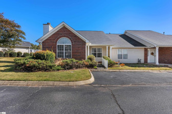 212 Woodruff Pk Simpsonville, SC 29681