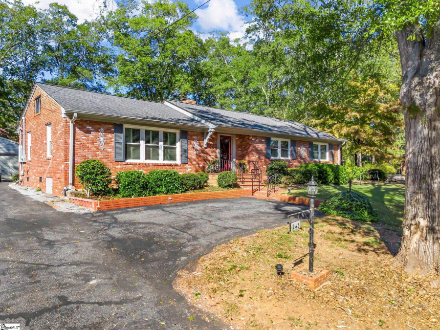 248 Greengate  Spartanburg, SC 29307