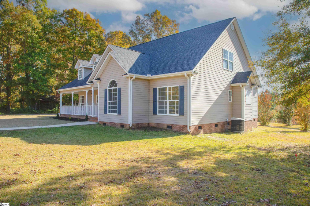 385 Dacusville  Marietta, SC 29661